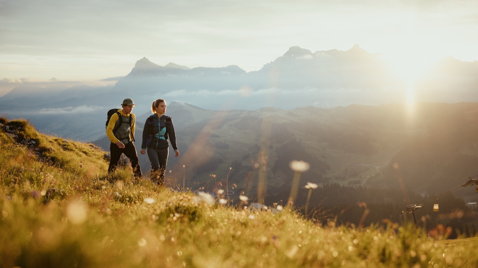 Escursionisti sulle Dolomiti dell'Alta Badia