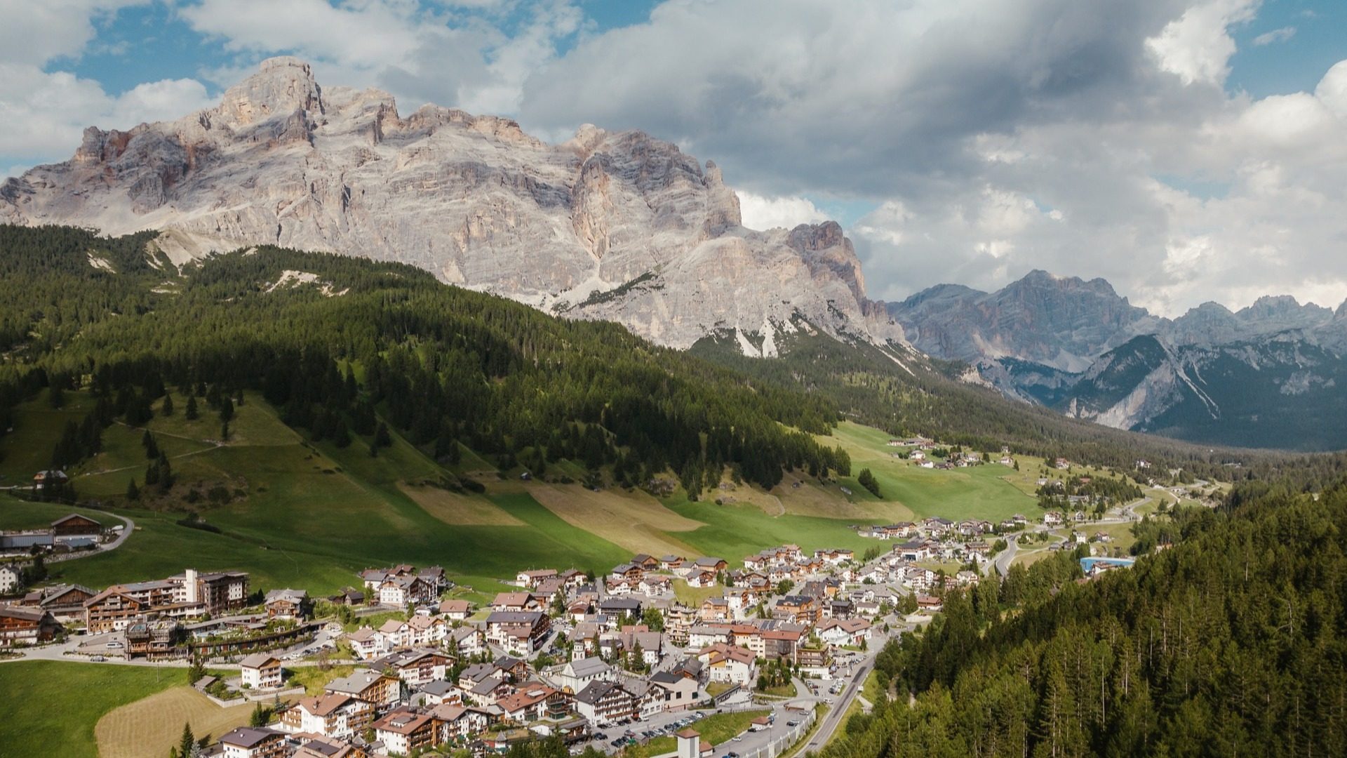 San Cassiano e le Dolomiti